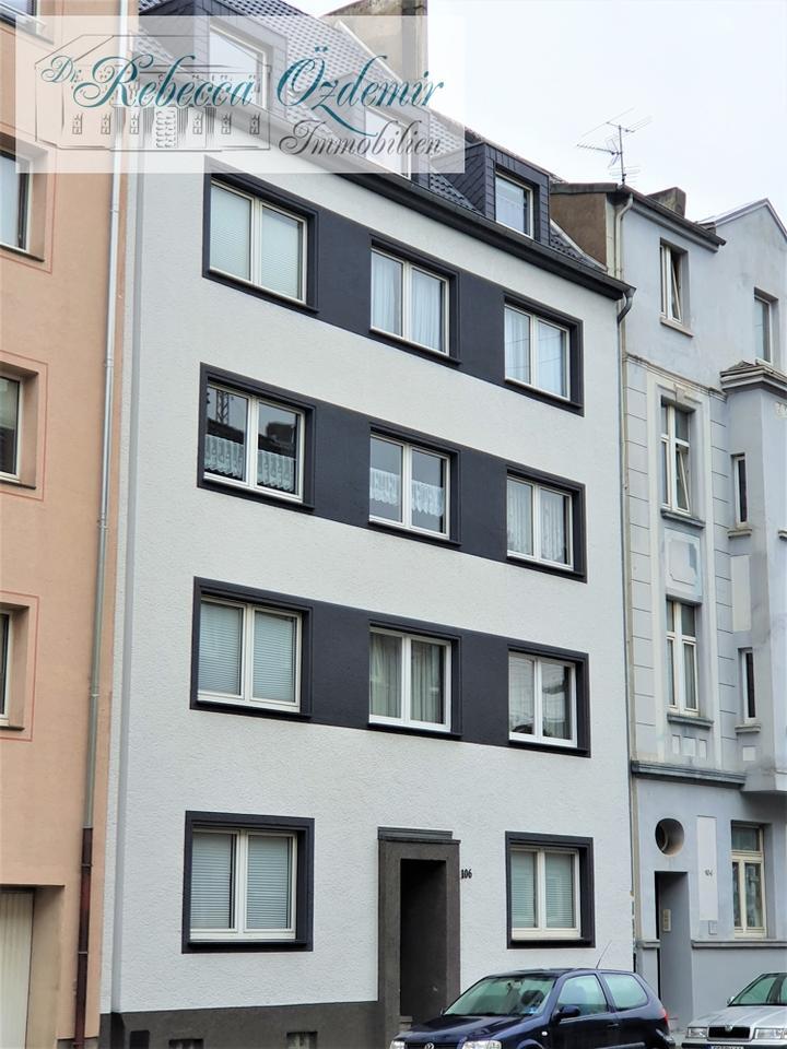 Große Wohnung im DG zentral in Duissern! zimmer