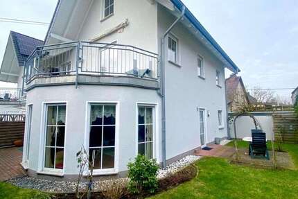 Haus zum Mieten in Ransbach-Baumbach 1.500 € 181 m²