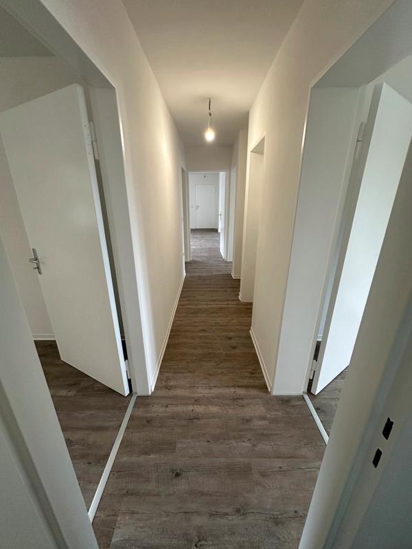 EG 5 Zimmer ab sofort (frisch saniert) zimmer