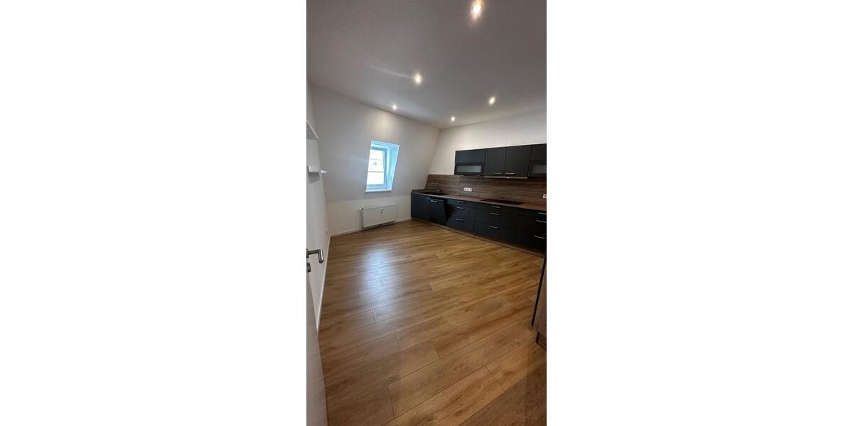 Dachgeschoßwohnung Arnsberg Obereimer - 3 Zimmer, 80 m&sup2;, 720&euro; | Angebot:26336435