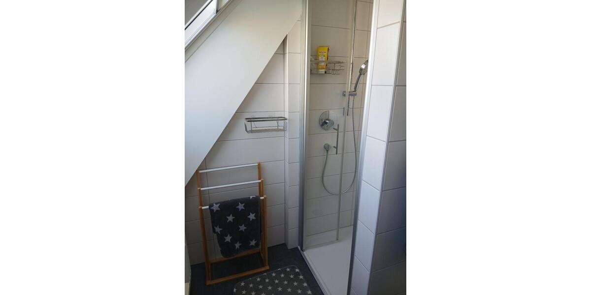 Wohnen auf Zeit Neusäß - 4 Zimmer, 105 m&sup2;, 1.750&euro; | Angebot:26017256