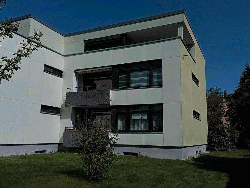 Exklusive 3-Zimmer-Wohnung in ruhiger, gehobener Wohngegend zimmer