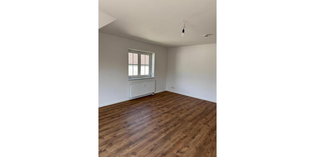 Dachgeschoßwohnung Mittenwalde - 2.5 Zimmer, 77 m&sup2;, 1.043&euro; | Angebot:26454066