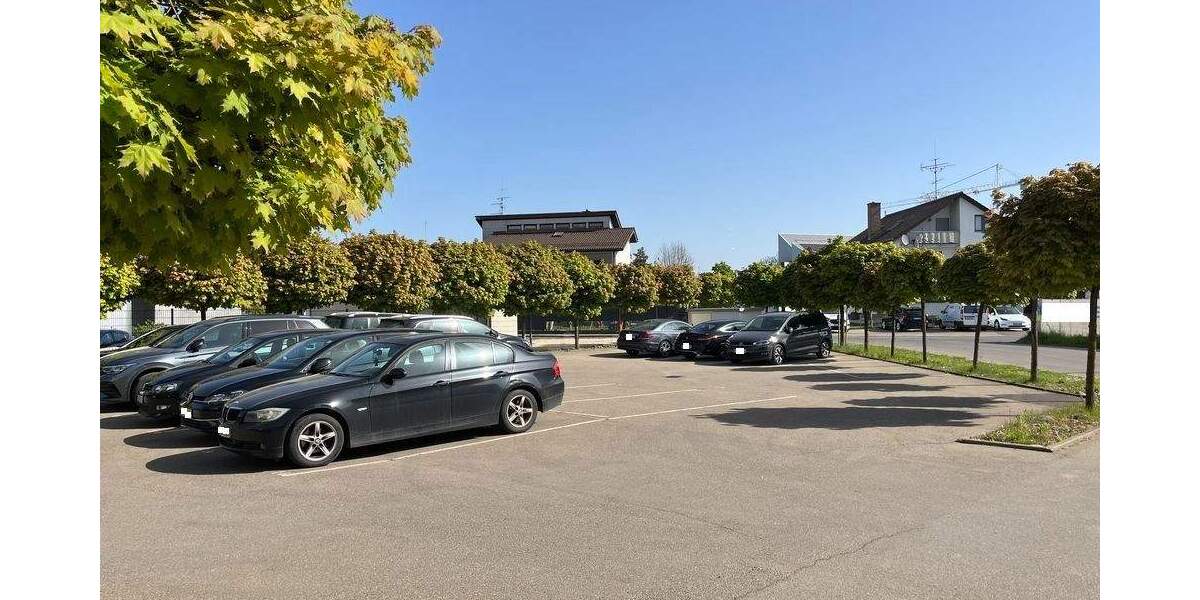 Gewerbeobjekt Weißenhorn - 8 Zimmer, 267 m&sup2;, 2.000&euro; | Angebot:24450600