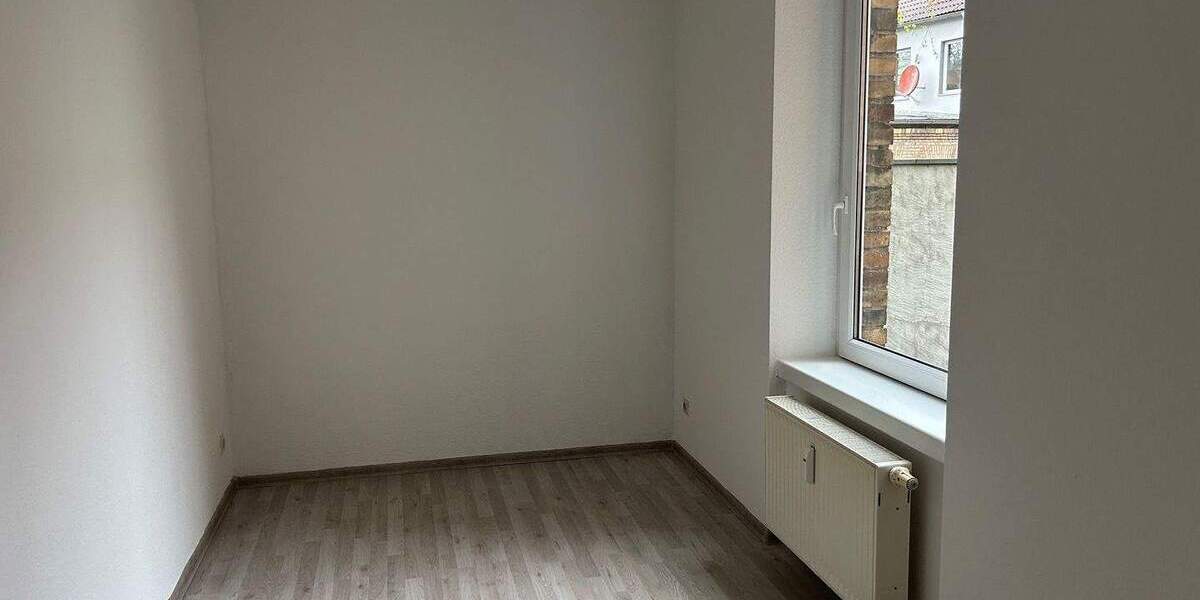Etagenwohnung Halle (Saale) Giebichenstein - 4 Zimmer, 77 m&sup2;, 590&euro; | Angebot:26672530