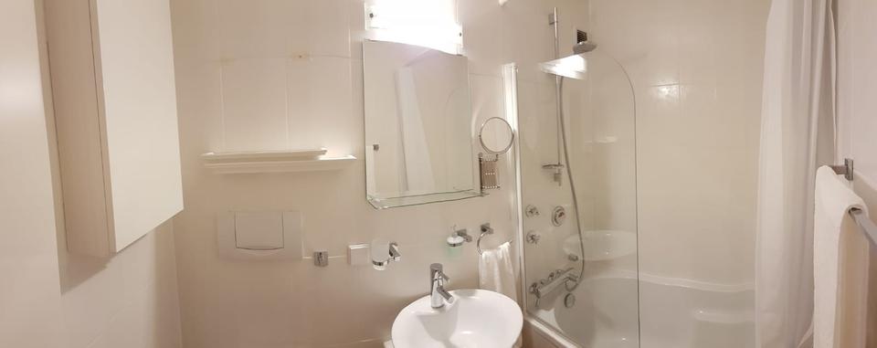 Etagenwohnung Bonn Bad Godesberg - 1 Zimmer, 39 m&sup2;, 625&euro; | Angebot:26019341