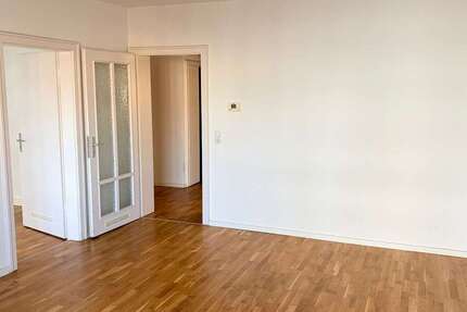 Wohnung Nürnberg Gleißhammer - 2 Zimmer, 53 m&sup2;, 668&euro; | Angebot:27208628