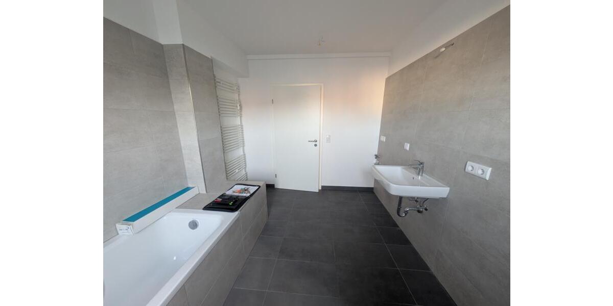 Etagenwohnung Querfurt - 3 Zimmer, 88 m&sup2;, 540&euro; | Angebot:24431003