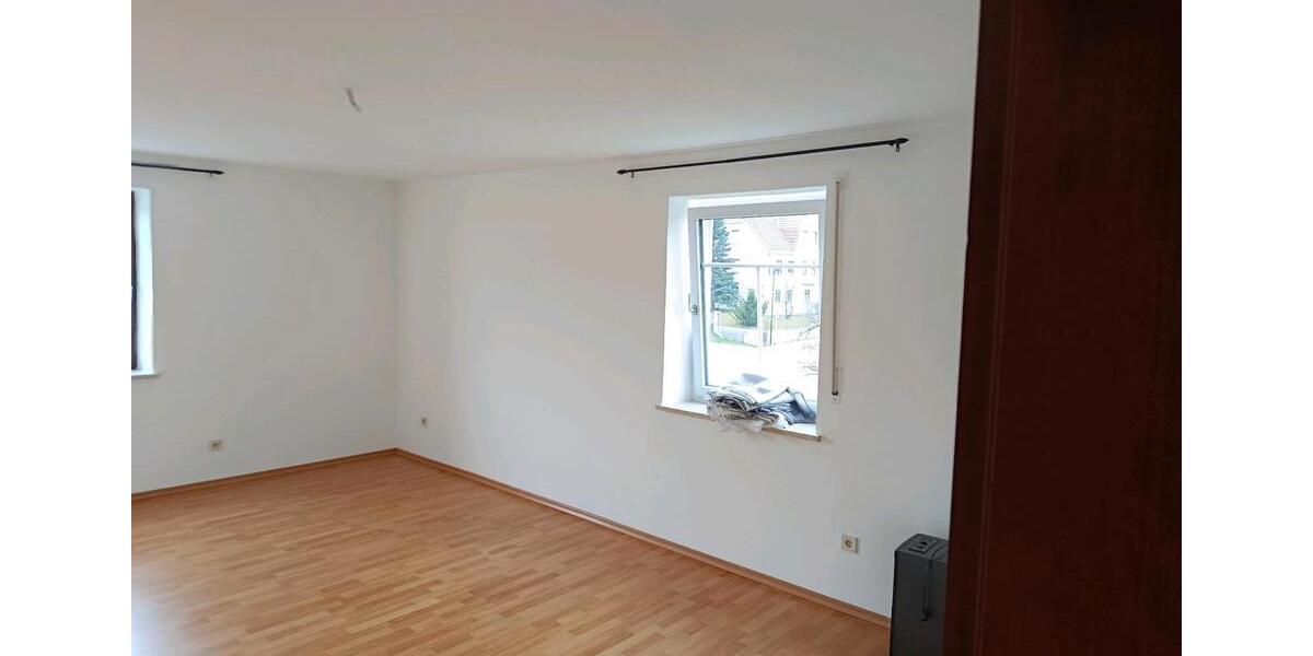 Etagenwohnung Simbach am Inn - 3 Zimmer, 85 m&sup2;, 850&euro; | Angebot:25903964