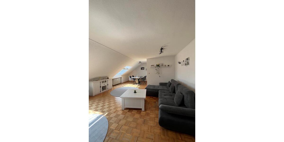 Dachgeschoßwohnung Heusweiler - 4 Zimmer, 106 m&sup2;, 670&euro; | Angebot:26251612