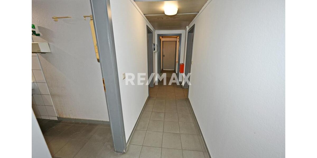 Gewerbeobjekt Bedburg-Hau Hau - 2.016&euro; | Angebot:23795359