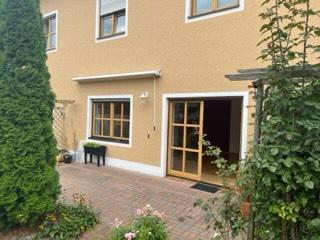 Erdgeschoßwohnung Schwandorf - 3 Zimmer, 108 m&sup2;, 1.200&euro; | Angebot:24837363