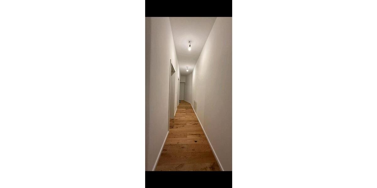 Etagenwohnung Berlin Marzahn-Hellersdorf - 4 Zimmer, 120 m&sup2;, 1.700&euro; | Angebot:25170710