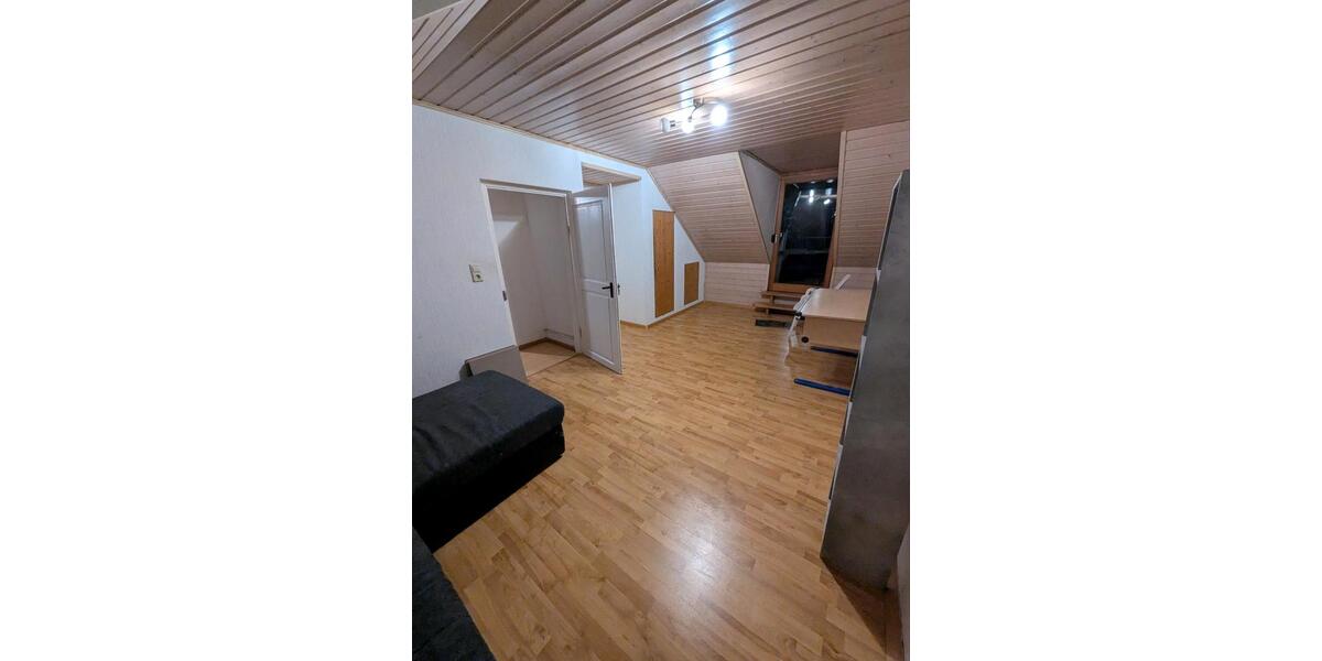 Wohnen auf Zeit Offenburg - 3.5 Zimmer, 100 m&sup2;, 480&euro; | Angebot:25111591
