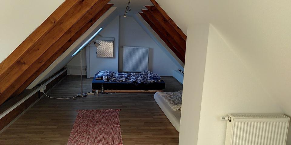 Dachgeschoßwohnung Bielefeld Stieghorst - 2 Zimmer, 60 m&sup2;, 700&euro; | Angebot:26688497