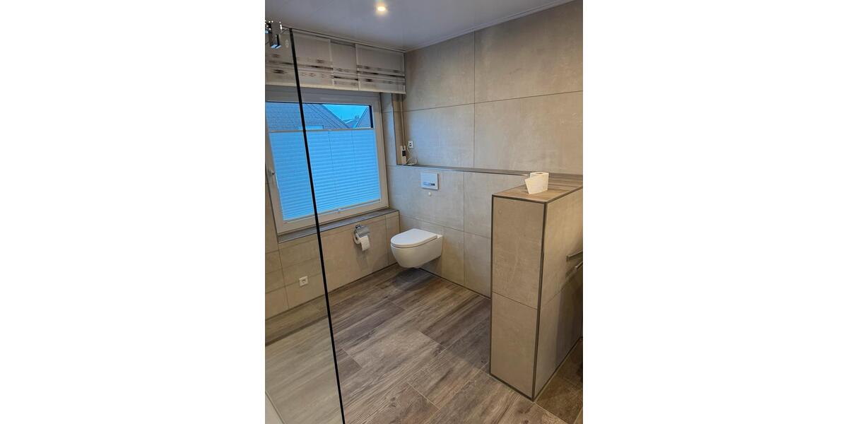 Dachgeschoßwohnung Werl - 3 Zimmer, 90 m&sup2;, 900&euro; | Angebot:26321195