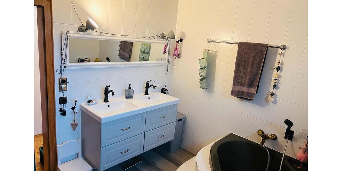 Einfamilienhaus Burghaun - 7 Zimmer, 160 m&sup2;, 1.500&euro; | Angebot:26280718