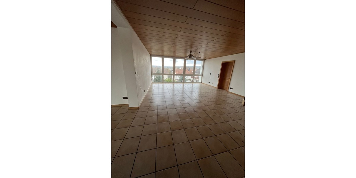 Attraktive Dachgeschosswohnung mit sonniger Terrasse - Dachgeschoßwohnung Enkenbach | Angebot:25416287