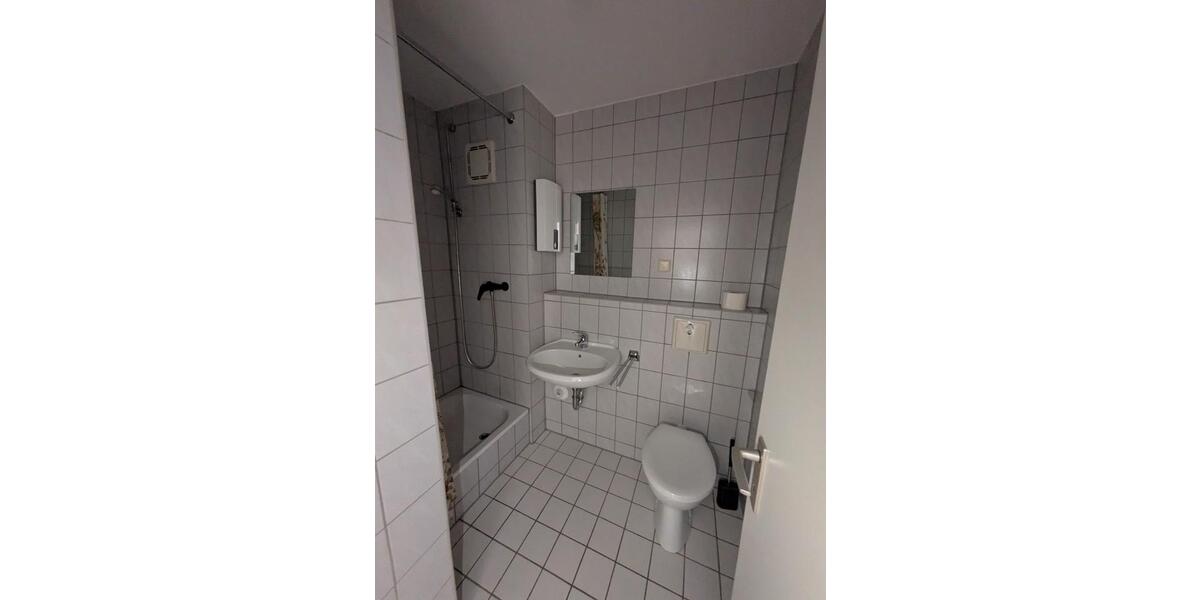 Erdgeschoßwohnung Mittweida - 1 Zimmer, 20 m&sup2;, 310&euro; | Angebot:24677110