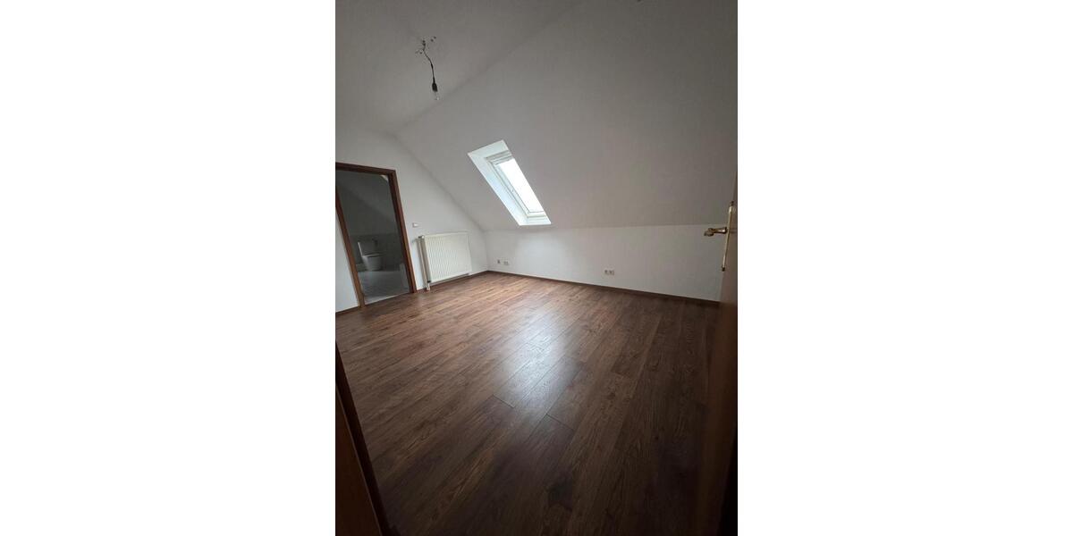 Maisonettenwohnung Kirchlinteln - 2.5 Zimmer, 100 m&sup2;, 800&euro; | Angebot:22694438