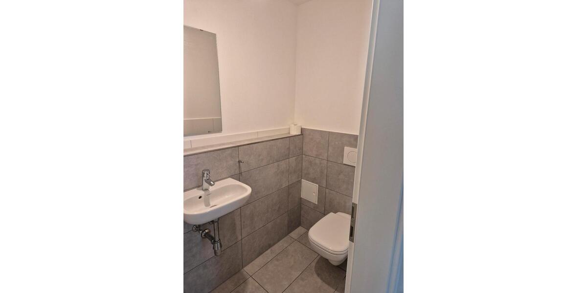 Erdgeschoßwohnung Crailsheim - 3.5 Zimmer, 107 m&sup2;, 1.290&euro; | Angebot:25791250