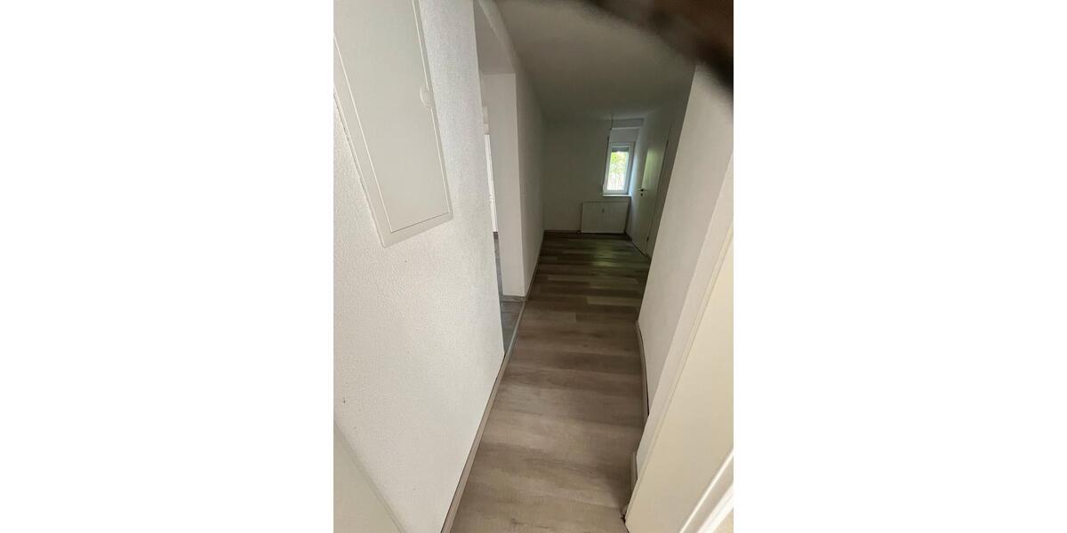Erdgeschoßwohnung Gerlingen - 4 Zimmer, 92 m&sup2;, 1.450&euro; | Angebot:26611956
