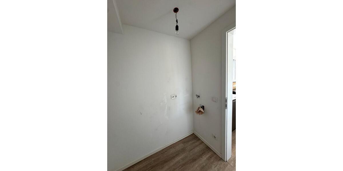 Einfamilienhaus Bergisch Gladbach - 3 Zimmer, 124 m&sup2;, 1.600&euro; | Angebot:26561767