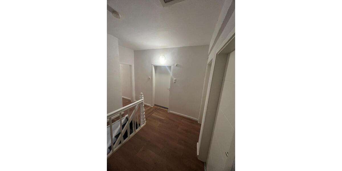 Etagenwohnung Kusel - 3.5 Zimmer, 110 m&sup2;, 750&euro; | Angebot:24842631