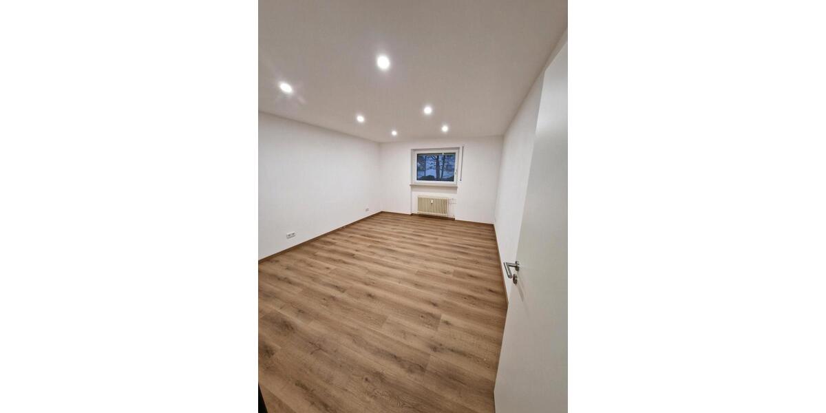 Erdgeschoßwohnung Schwäbisch Hall - 3 Zimmer, 94 m&sup2;, 940&euro; | Angebot:25334936