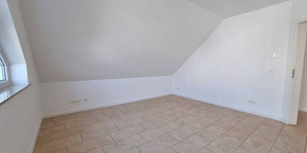 Einfamilienhaus Leipzig Möckern - 6 Zimmer, 185 m&sup2;, 2.400&euro; | Angebot:26672327