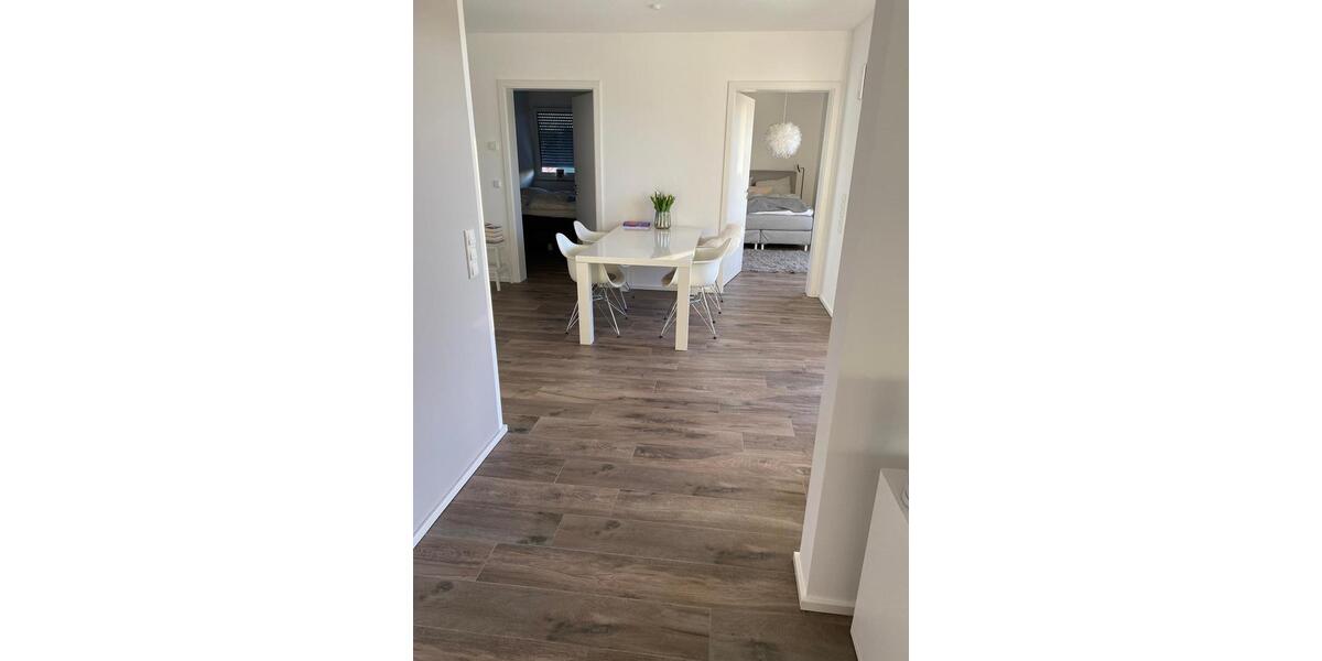 Tolle Penthouse Wohnung 3 zimmer