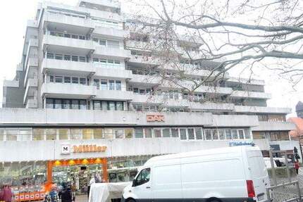 Helle, gepflegte und seniorengerechte Etagenwohnung mit Fahrstuhl und großer Dachterrasse direkt in der Innenstadt 3 zimmer