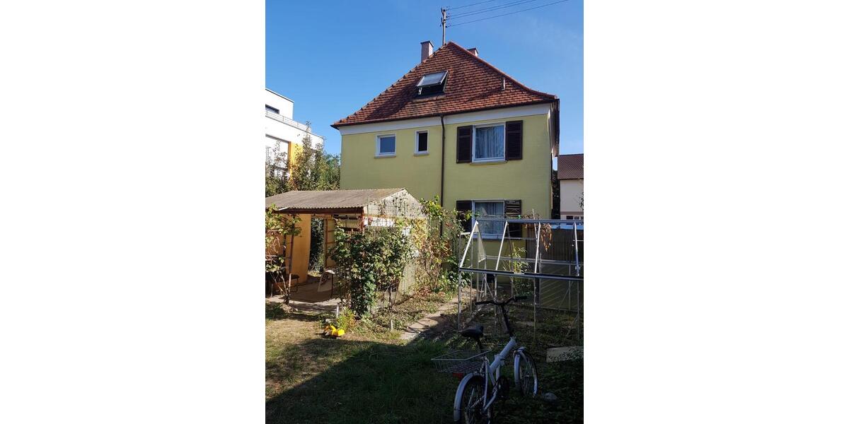 Einfamilienhaus Kornwestheim - 7 Zimmer, 160 m&sup2;, 2.050&euro; | Angebot:24857856