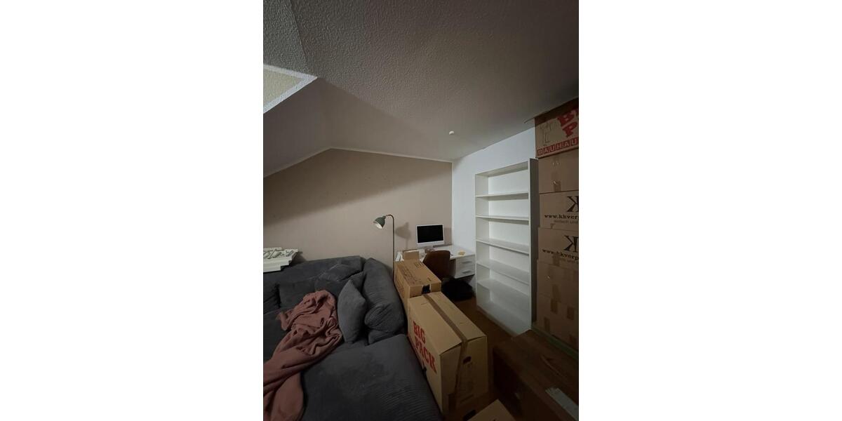 Etagenwohnung Grimmen - 2 Zimmer, 76 m&sup2;, 745&euro; | Angebot:24473137