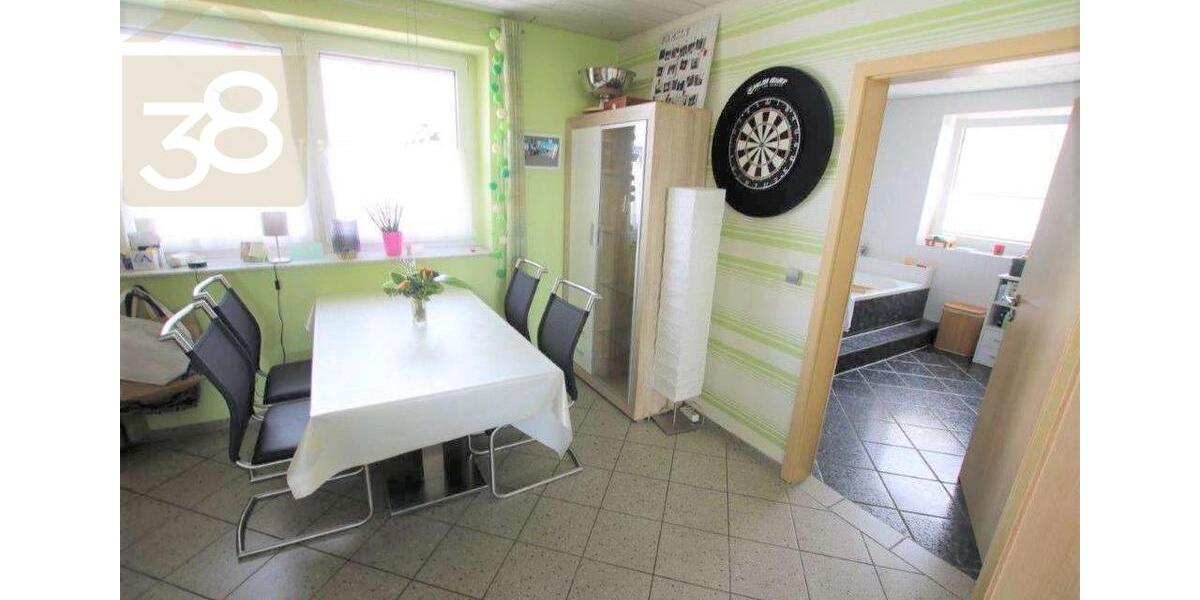 Etagenwohnung Wolfsburg Alt-Wolfsburg - 4 Zimmer, 120 m&sup2;, 990&euro; | Angebot:24783600