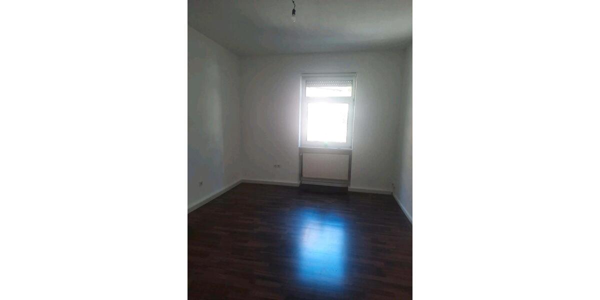 Etagenwohnung Ludwigshafen am Rhein Parkinsel - 1 Zimmer, 90 m&sup2;, 1.020&euro; | Angebot:26516345