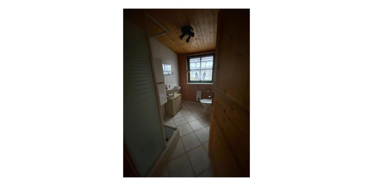 Dachgeschoßwohnung Altenstadt - 2 Zimmer, 70 m&sup2;, 620&euro; | Angebot:25043529