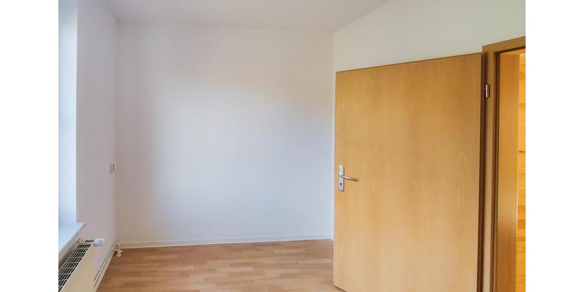 Etagenwohnung Jänschwalde Kolonie - 3 Zimmer, 65 m&sup2;, 325&euro; | Angebot:25838366