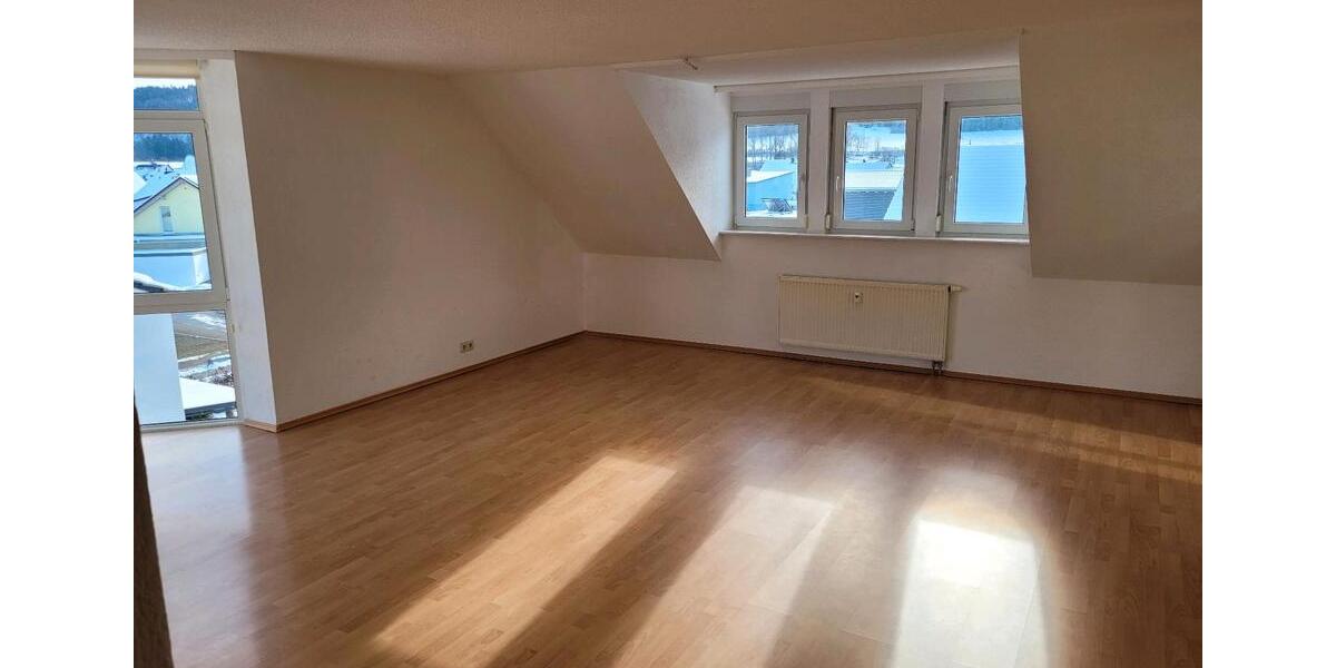 Wohnen auf Zeit Geisingen - 4 Zimmer, 101 m&sup2;, 500&euro; | Angebot:25821037