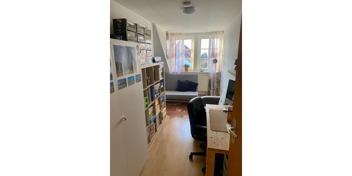 Dachgeschoßwohnung Göttingen Elliehausen / Esebeck - 5 Zimmer, 150 m&sup2;, 1.200&euro; | Angebot:26230545