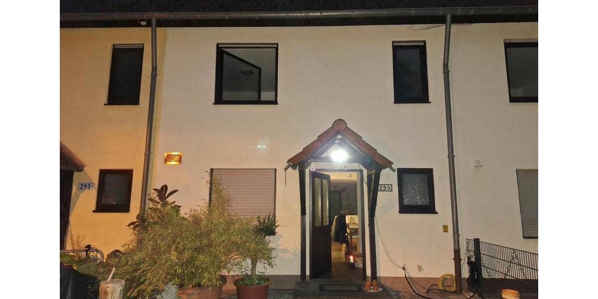 Wohnen auf Zeit Köln Chorweiler - 5 Zimmer, 135 m&sup2;, 2.750&euro; | Angebot:26057524