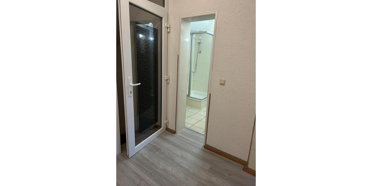 Etagenwohnung Bad Wildungen - 5 Zimmer, 125 m&sup2;, 1.200&euro; | Angebot:26135602