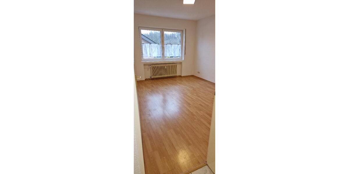 Etagenwohnung Wegberg - 3 Zimmer, 72 m&sup2;, 504&euro; | Angebot:25803956