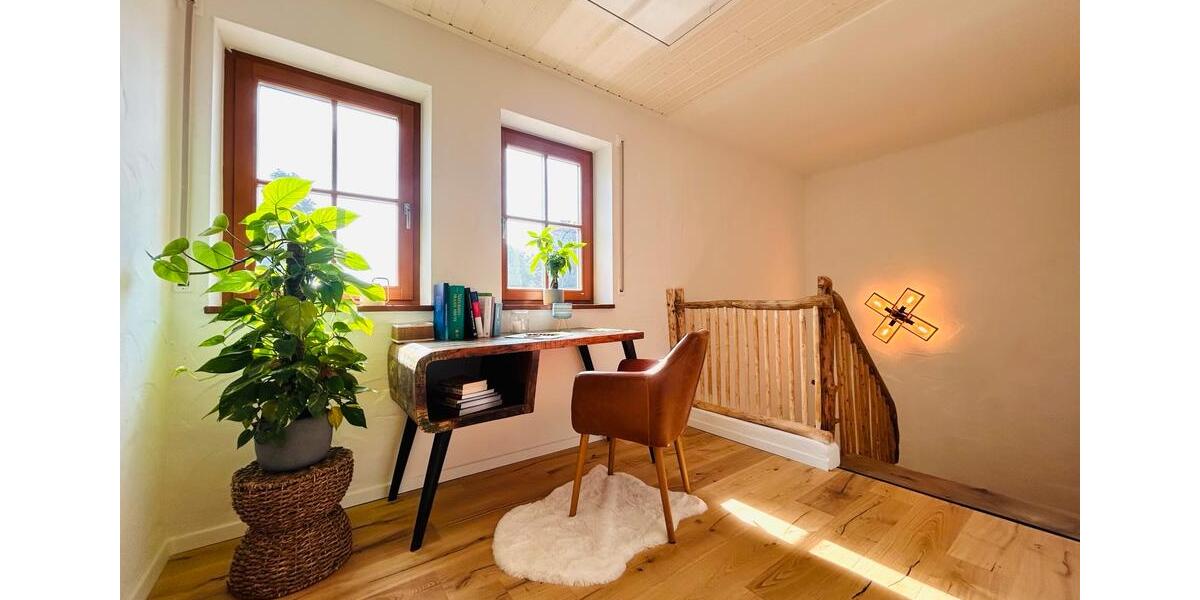 XXL Wohnhaus mit ELW - ca 240qm - Neuötting 8 zimmer