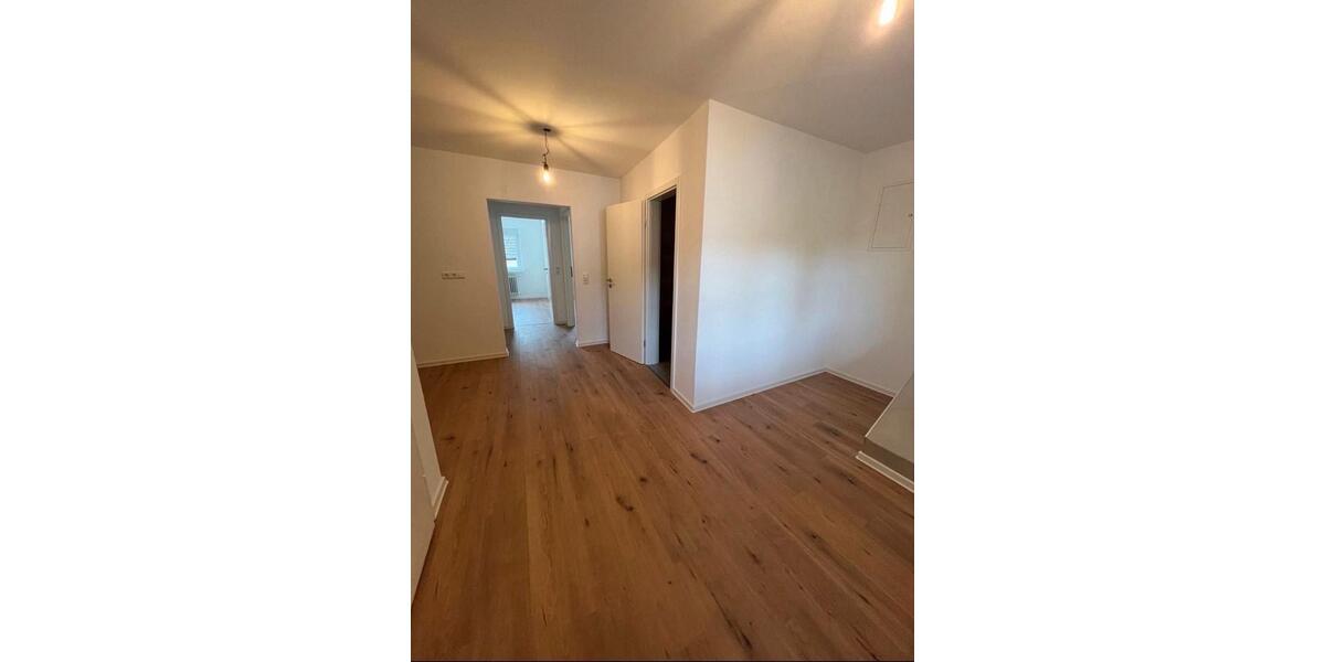 Hochparterre Efringen-Kirchen Kirchen - 2.5 Zimmer, 52 m&sup2;, 670&euro; | Angebot:26566604