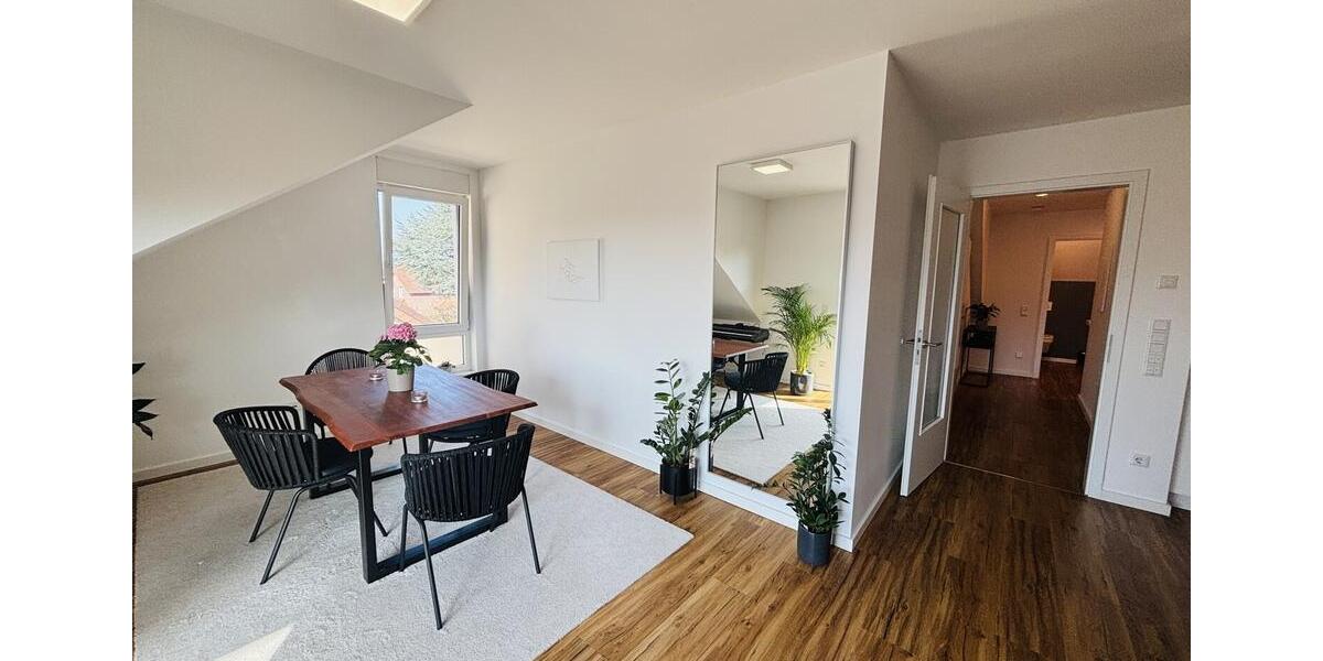 Dachgeschoßwohnung Steinhagen - 2 Zimmer, 80 m&sup2;, 920&euro; | Angebot:25491123