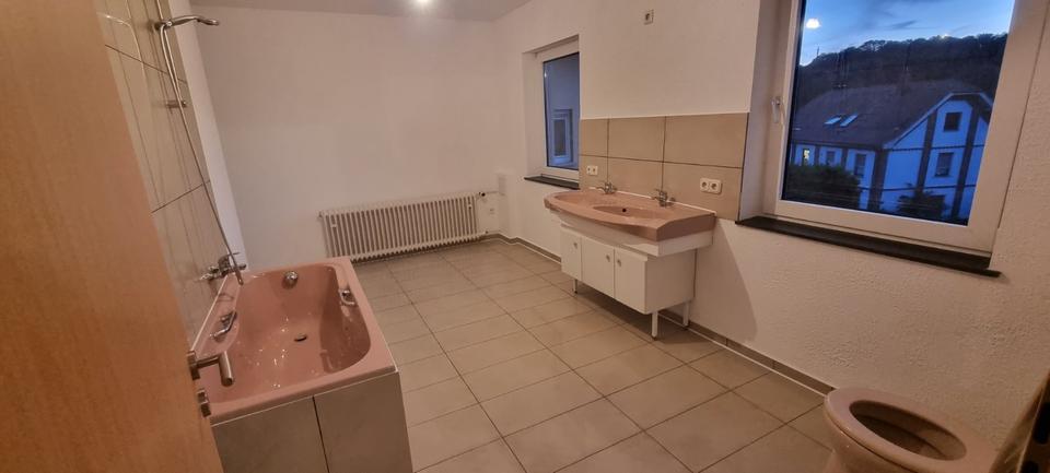 Etagenwohnung Hirzenhain - 2 Zimmer, 78 m&sup2;, 650&euro; | Angebot:25722420