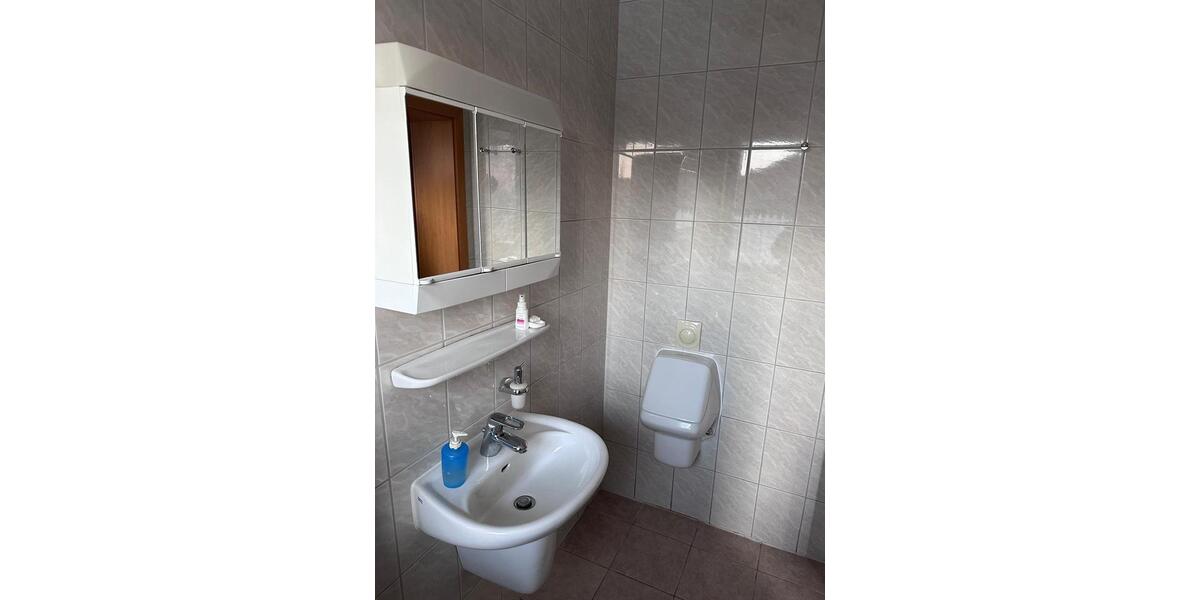 Einfamilienhaus Vechta - 3 Zimmer, 135 m&sup2;, 1.350&euro; | Angebot:25044951