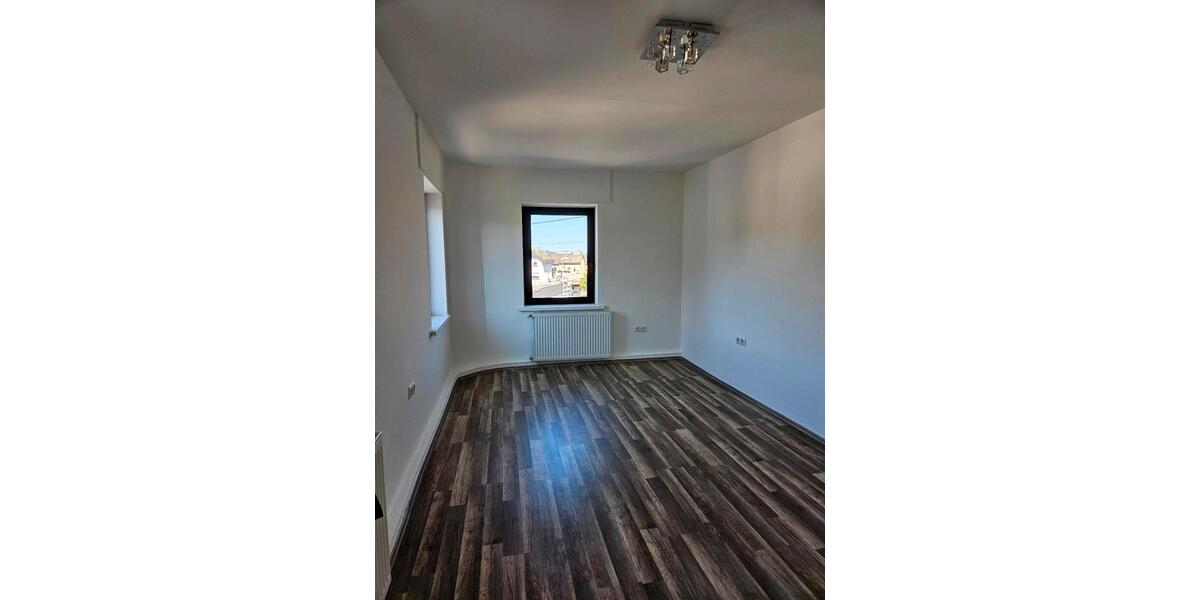 Dachgeschoßwohnung Remagen - 1 Zimmer, 22 m&sup2;, 350&euro; | Angebot:25252275