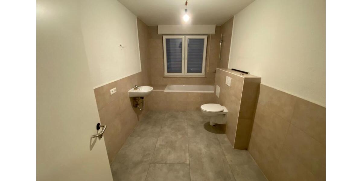 Etagenwohnung Heddesheim - 2 Zimmer, 79 m&sup2;, 990&euro; | Angebot:24442944